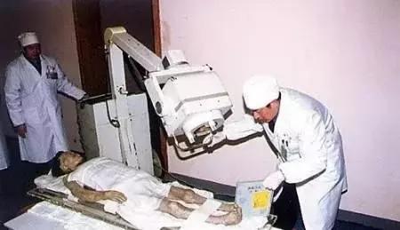 马王堆汉墓棺中藏尸毒,马王堆古尸为何有尸液