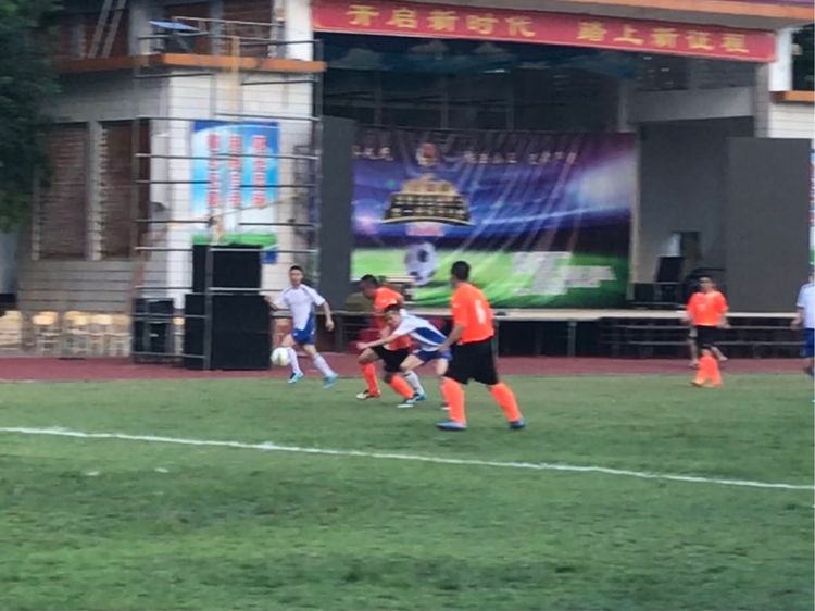 忠诚杯篮球赛海南点评,第一届忠诚杯足球联赛