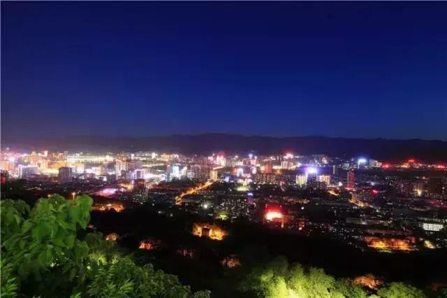 宝鸡算不算二型大城市,宝鸡是陕西的一个市吗