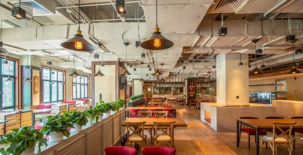 一个夏天都不用电风扇的地方,一个夏天没关空调