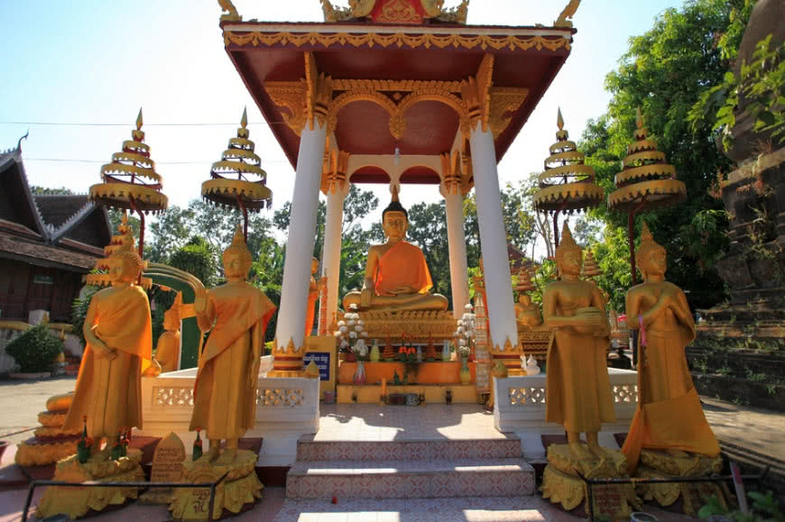 到了老挝可以带多少人民币,到了老挝要带多少钱