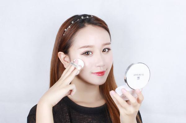 盘点平价又好用的5款粉底液,气垫粉底排行榜前十名阿玛尼