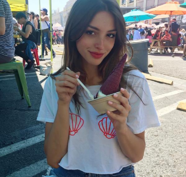 棉质t恤变长了怎么办,纯棉t恤变长了可以上锅蒸吗