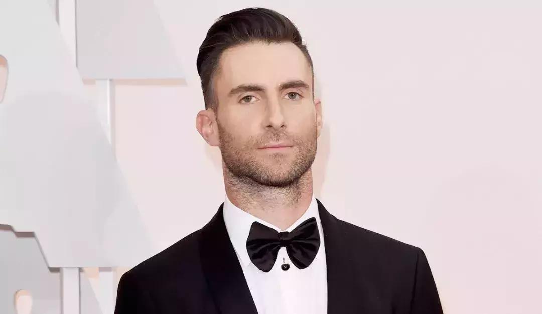 长脸女人最好看的发型,长脸适合什么样的发型