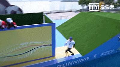 跑男超能力撕名牌哪一期鹿晗,跑男踢足球菲戈撕名牌