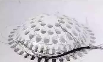 头发枯燥怎么办在家小妙招,头发掉在家里到处都是如何处理