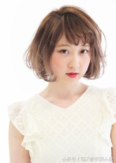 适合大脸方脸女生的扎发,适合大脸女生的扎发造型