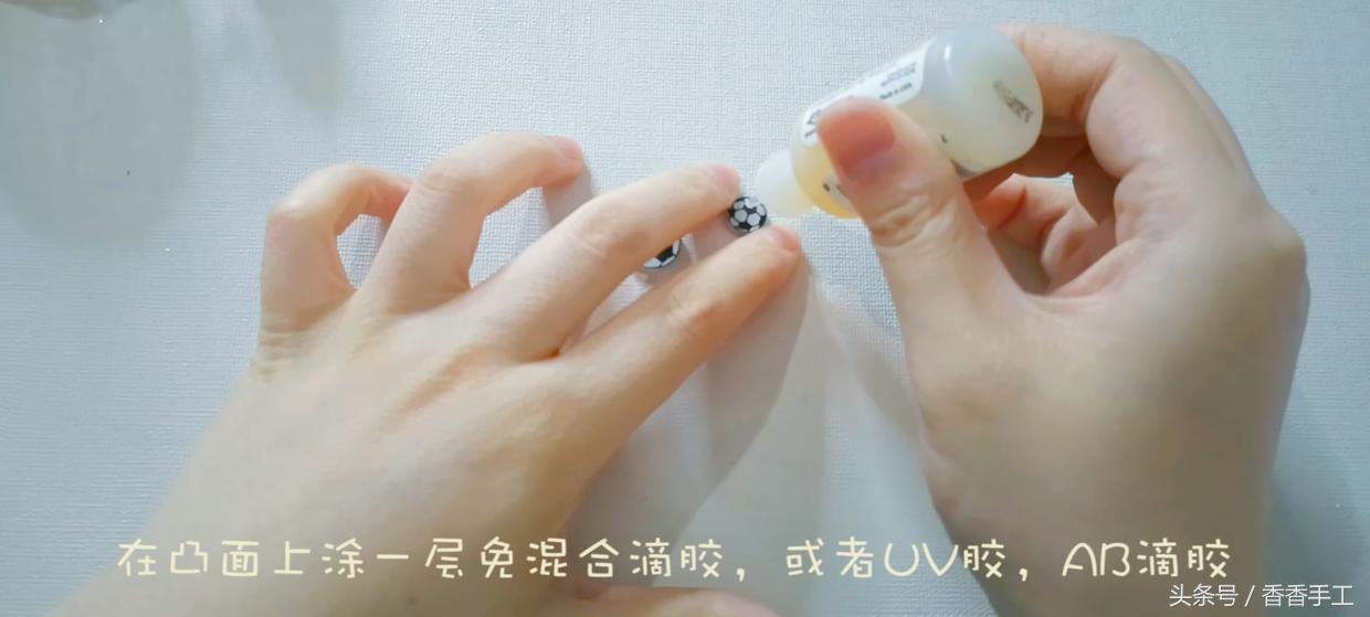 世界杯开始了准备什么,世界杯足球纪念物