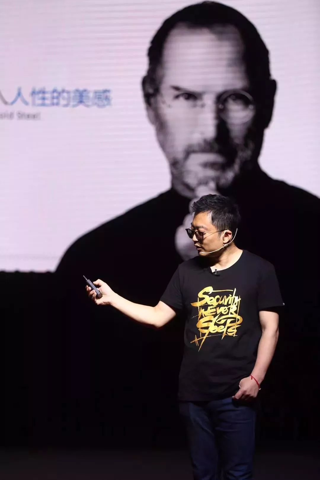 杭州人对未来的好奇心彻底爆发！10多万人在钱塘江边“看到未来”