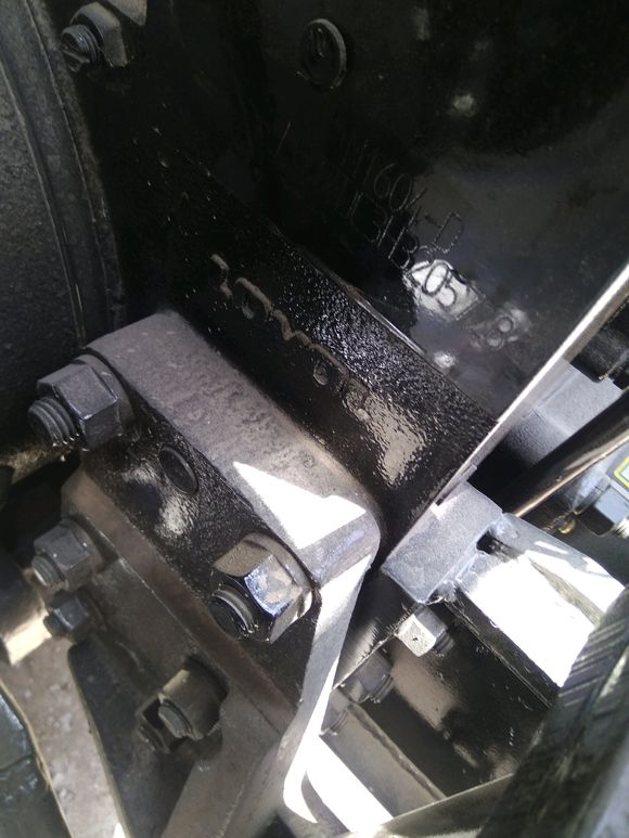 雷沃1604D拖拉机14万6，1804Q拖拉机13万7，朋友们我该怎么选？