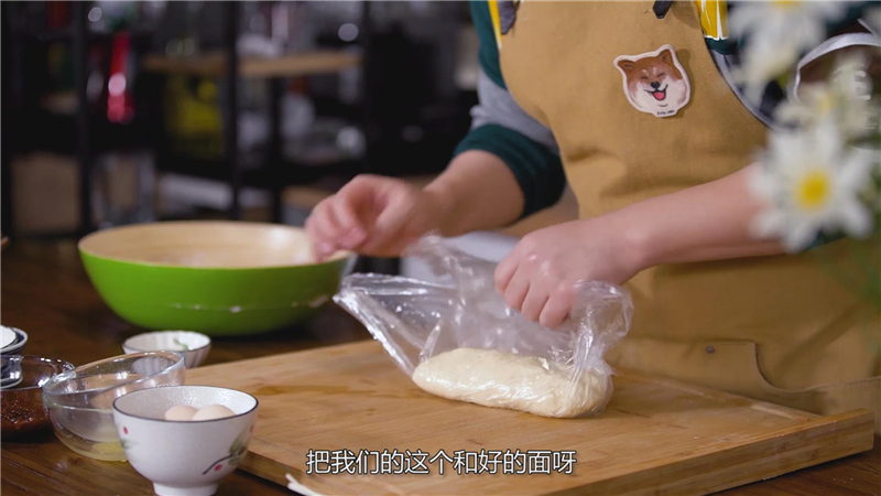 家常自制放心油条的做法视频,油条是怎么炸成的