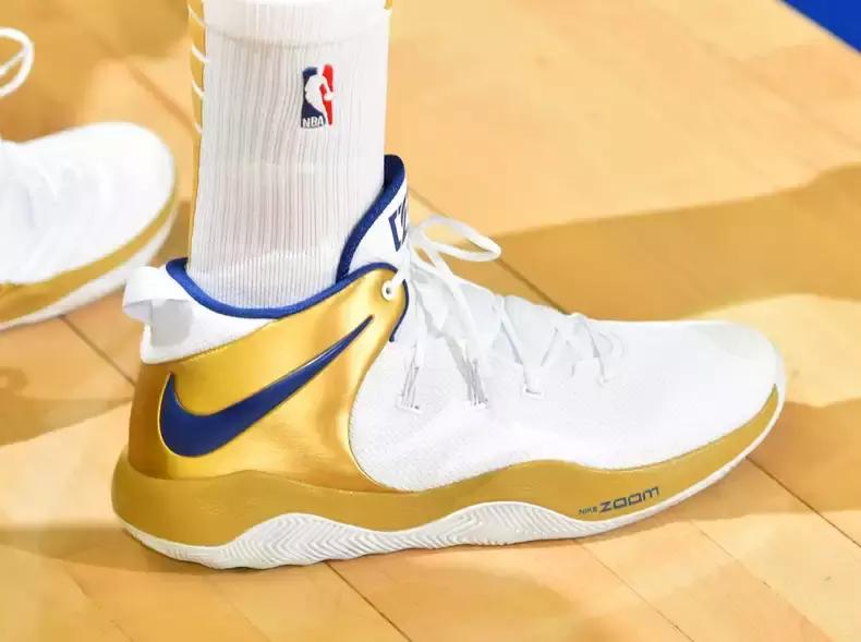 NBA总决赛G1赛场上脚鞋款一览