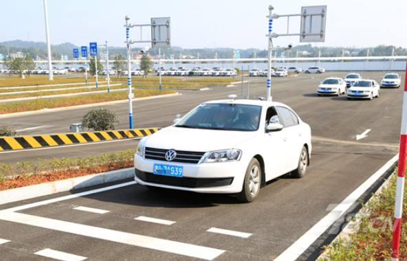 科目二爬坡熄火解决方法,科目二爬坡溜车熄火