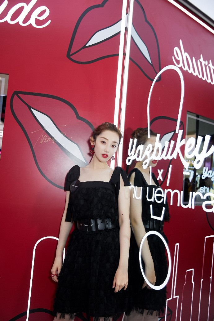 崔雪莉梦里花,蒋梦婕崔雪莉谁更白