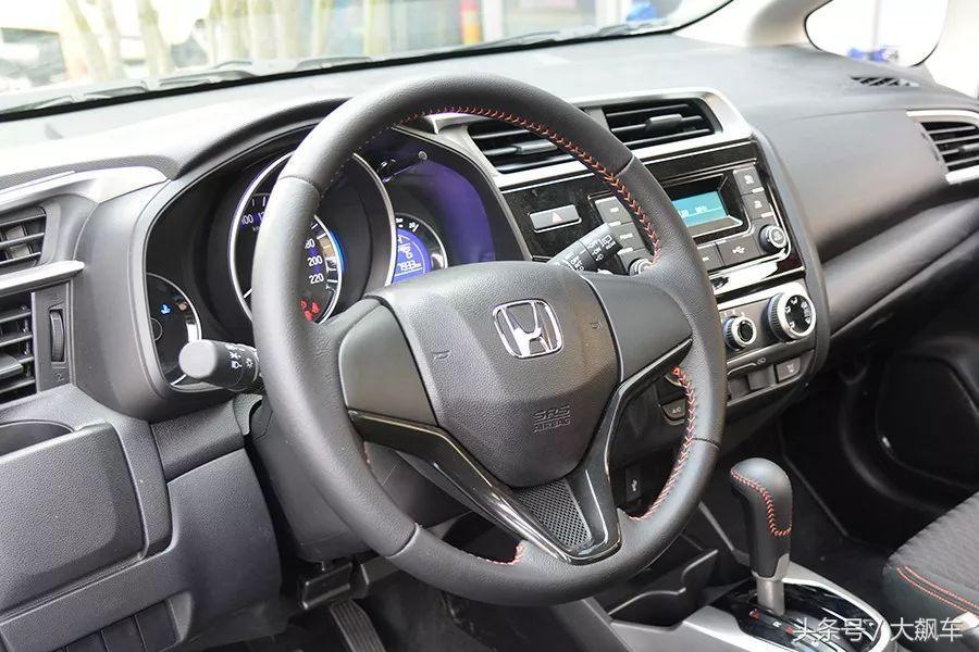 飞度到底是不是好车,都说飞度减配为何保值那么高