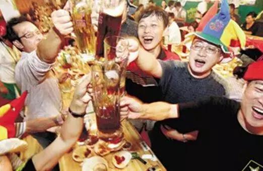 狂欢盛夏夜！2018德阳经开区世界杯啤酒嘉年华FUN释嗨！