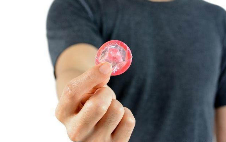 产后最迟多久可以夫妻同住,产后多久夫妻可以分居