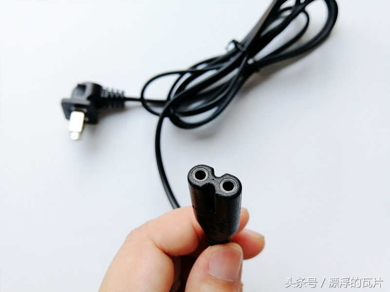 海信h55e75a花屏超薄电视,海信h55e3a是真4k电视吗