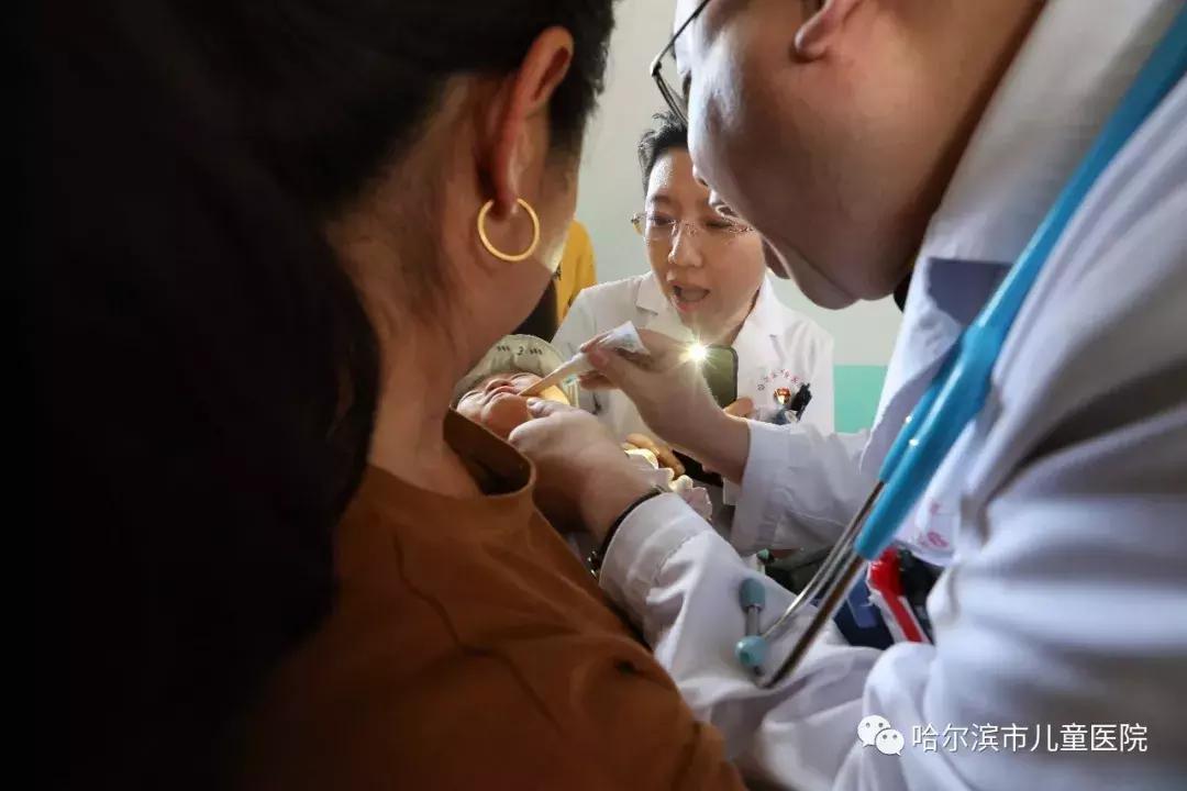 “六一”系列活动之二丨哈尔滨市儿童医院医疗专家团队再赴双城开展“千医万户”健康义诊
