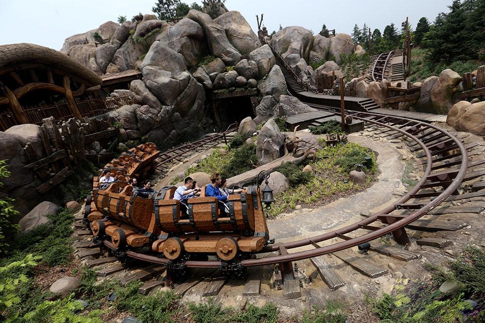 上海迪士尼游玩攻略最新,迪士尼游玩攻略上海最新