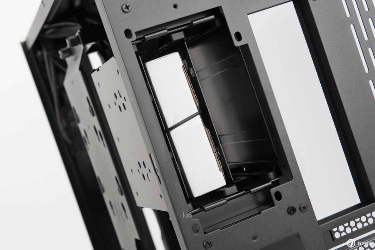 秩序の钢炮，LIANLIBauhaus-O11装机作业