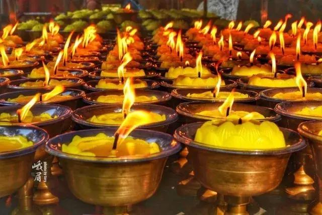 带着女生去峨眉山,带着女友穷游