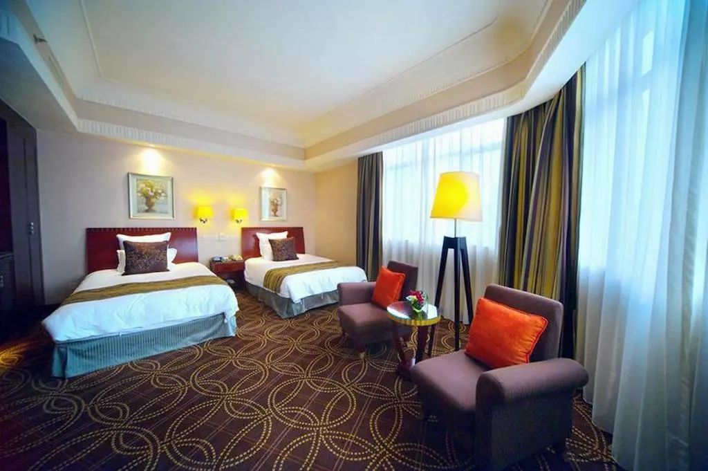 比尔盖茨住过最贵的酒店,上海静安希尔顿大酒店历史