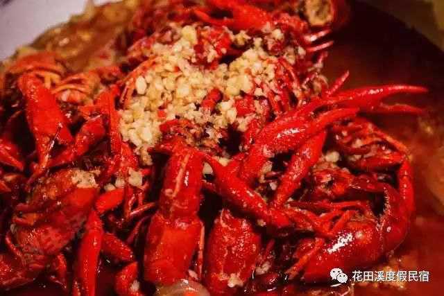 啤酒、美食配球友，花田溪“世界杯狂欢轰趴节”即将火热来袭！