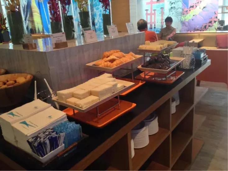 坐飞机选对位置舒适感堪比头等舱,飞机头等舱位置也是最好的