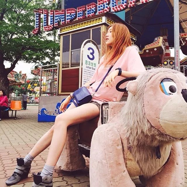 褐眼女孩完整版,褐眼女孩中文版