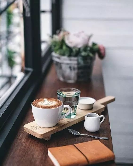 如何洗白袜子又快又白,洗白袜子用什么洗干净