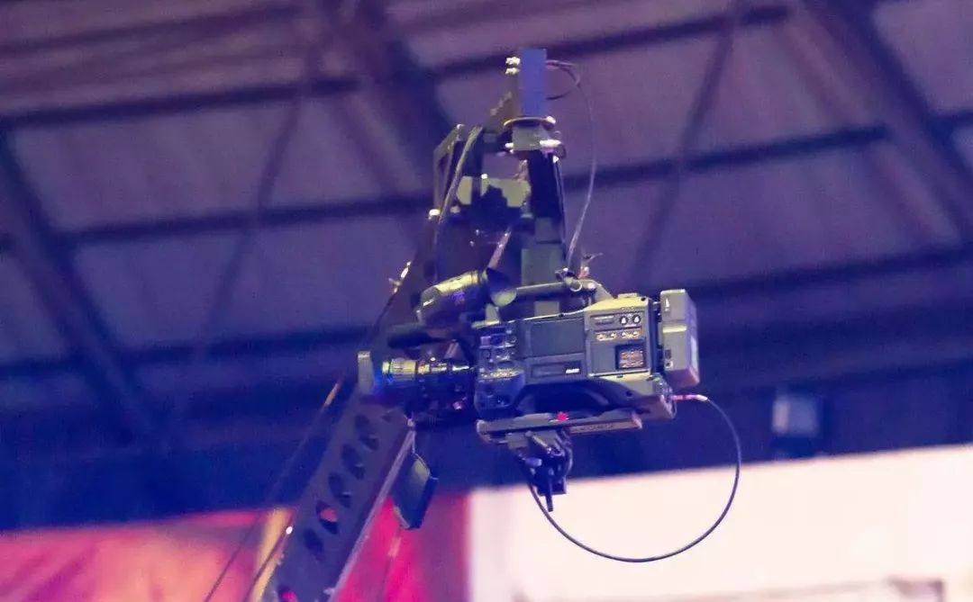 摄影摇臂安装教程视频,摄影摇臂安装调整