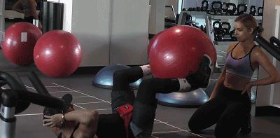 健身教练带着练和自己练的区别,健身教练训练惩罚