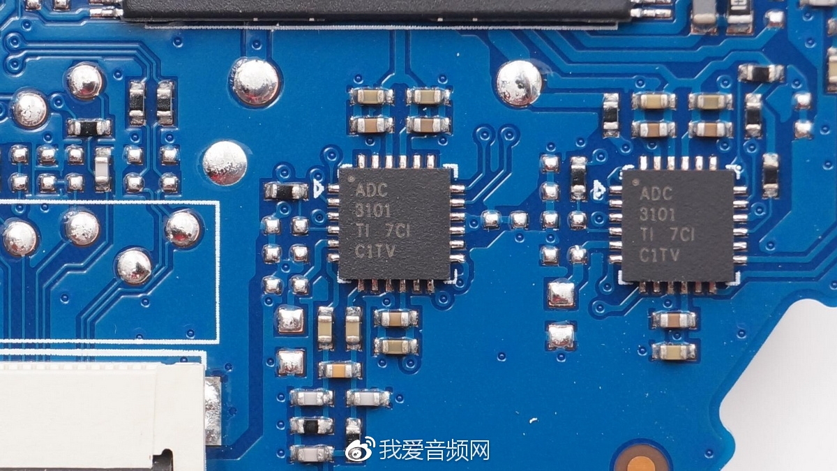 天猫精灵智能音箱boom拆解,天猫精灵智能音箱x3和X6对比