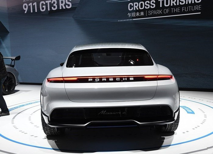 新款保时捷电动汽车,保时捷最新纯电动汽车