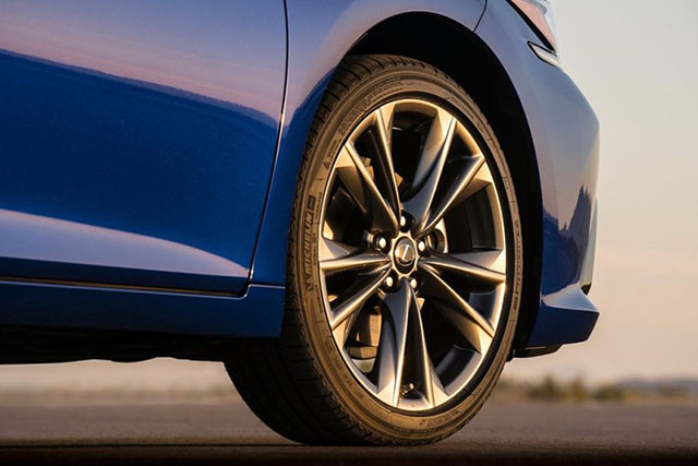 BBA劲敌将上市，发动机全球第一，奔驰也怕它，30万身价100万档次