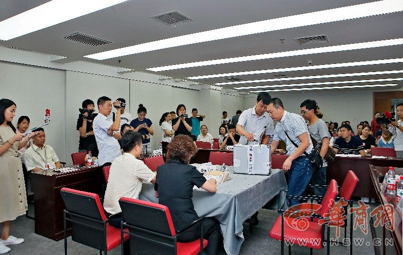 西安民办学校小升初摇号报名时间,西安民办小升初摇号录联名单公布