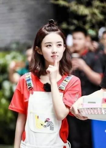 女明星都爱的小众私服品牌,明星同款衣服平价牛仔外套