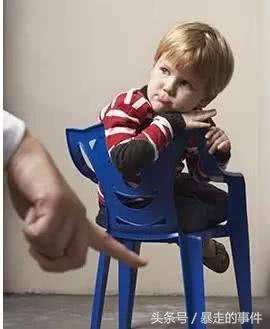 宝宝撒泼哭闹怎么办,孩子撒泼哭闹该怎么办