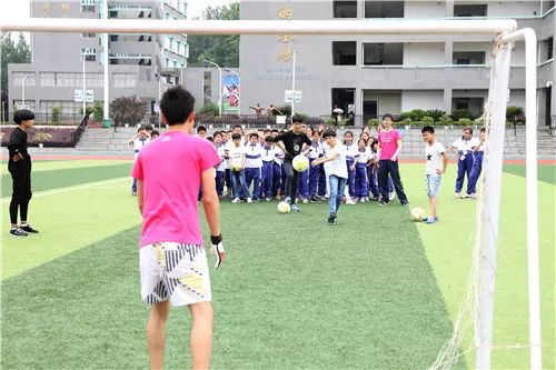 足球亲子操,足球家长课