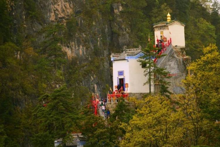 商洛丹凤有哪些旅游景点,商洛镇安县都有哪些旅游景点