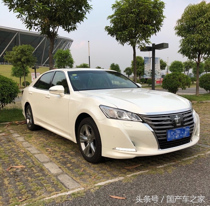 次顶配跟顶配的14代皇冠,提车最后一台车