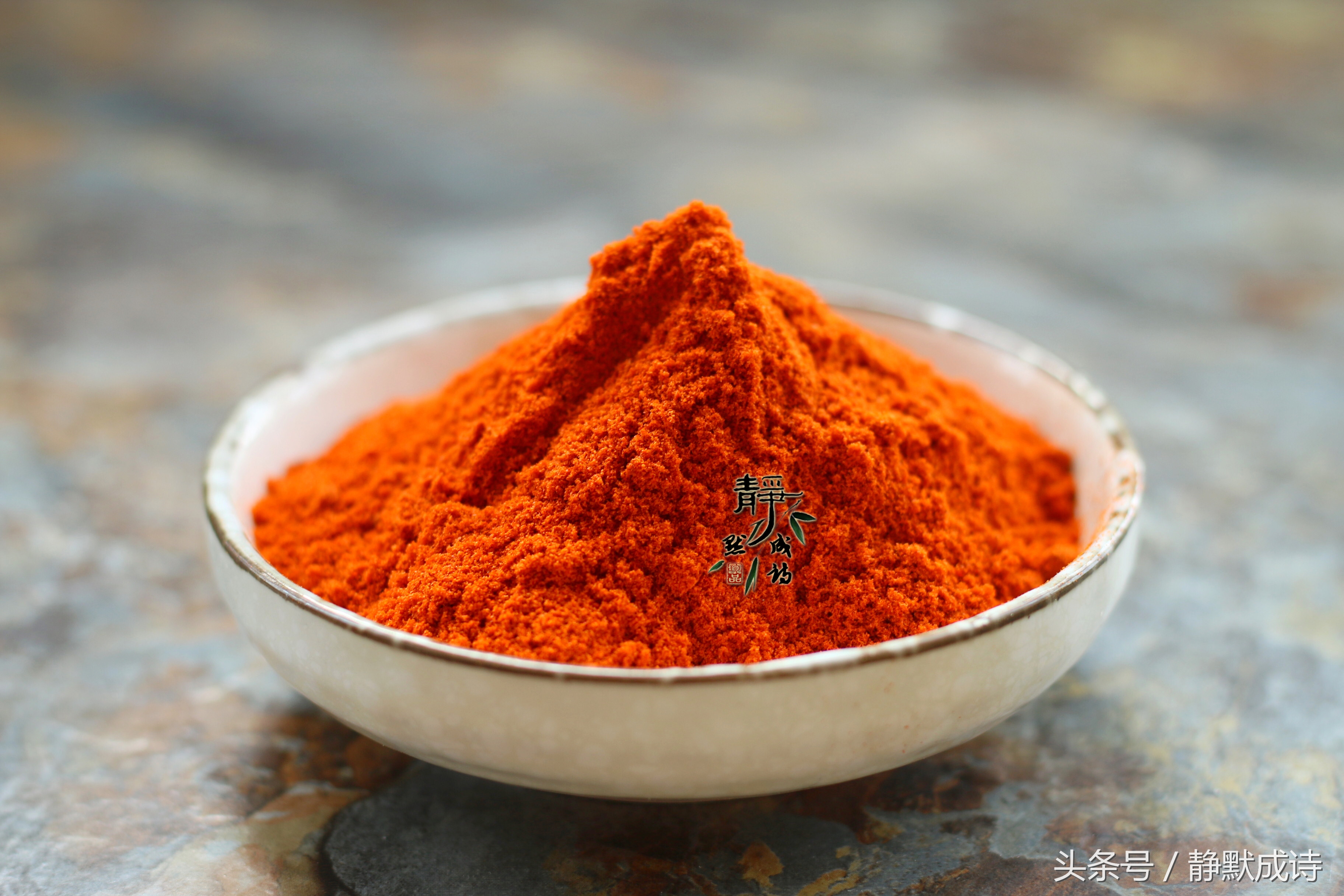 教你制作红油,如何做红油颜色红亮