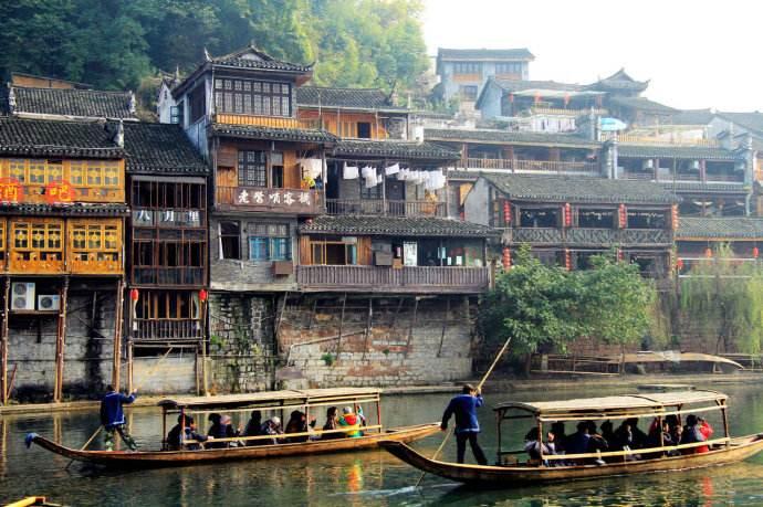凤凰古城旅游攻略最新,凤凰古城详细旅游攻略