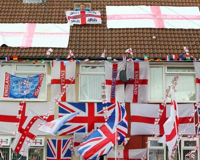 三狮和三猫谁厉害,英格兰足球三狮军团三喵