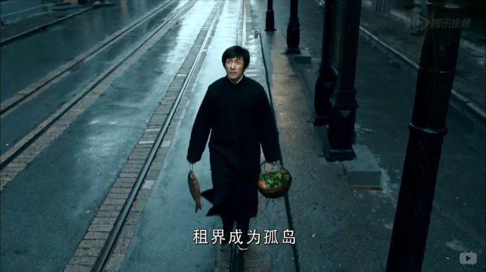 张鲁一被骂上热搜回应,电视剧中佟丽娅被骂