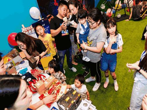 龙湖天街全年营销,3天销售一个亿