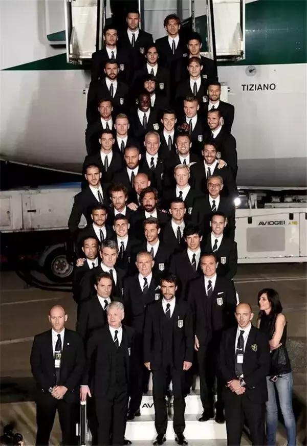 从姐弟恋到保姆上位世界杯球星背后的女人都不简单