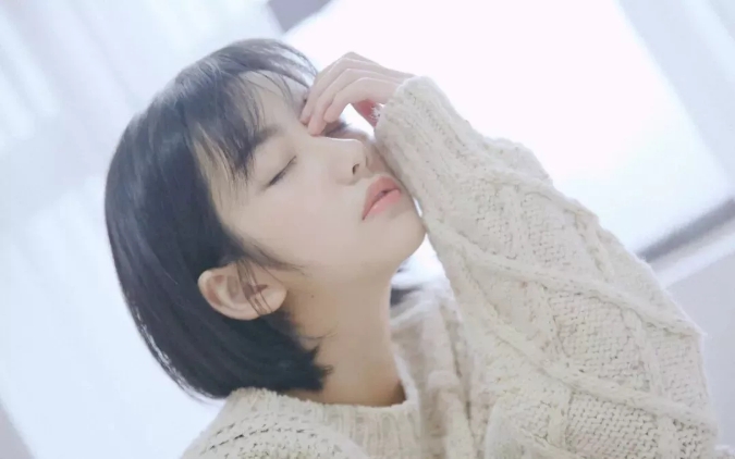 跟朋友庆祝20岁生日喝多了，醒来后发现自己居然睡在陌生的酒店里