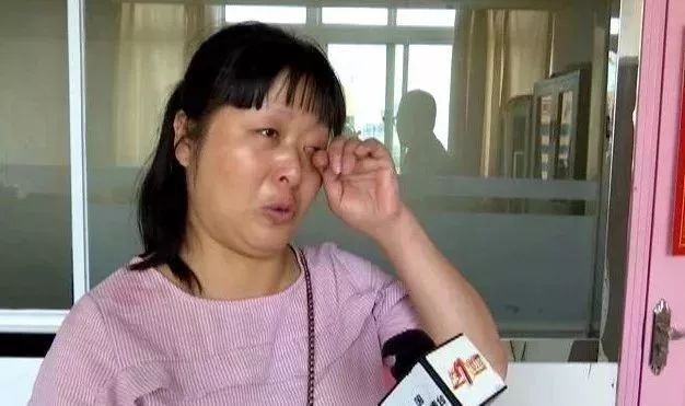 女孩被100度开水烫伤怎么办,女孩掉进汤锅烫伤